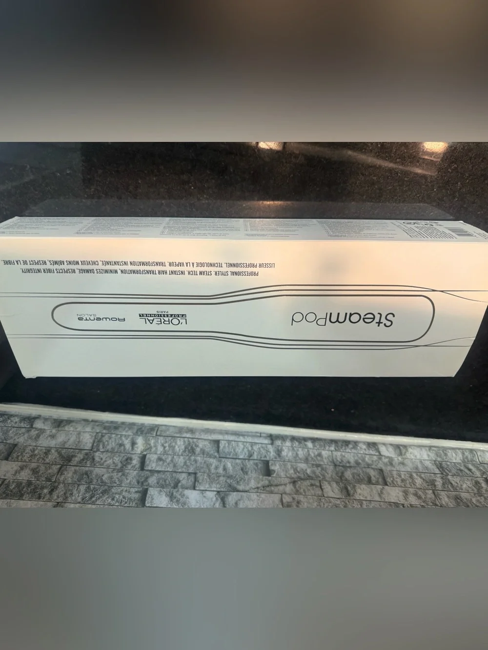 L'Oreal SteamPod White and Black Retail Box